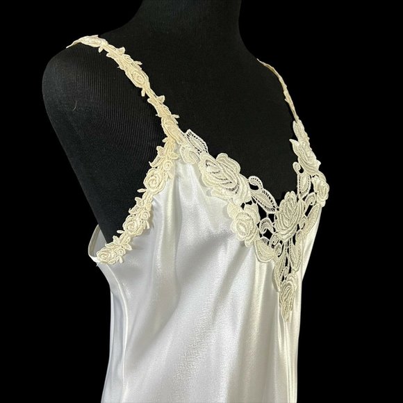 Dentelle White Satin Long Nightgown Set Size M Vintage 1980s USA lace Applique - Picture 4 of 7